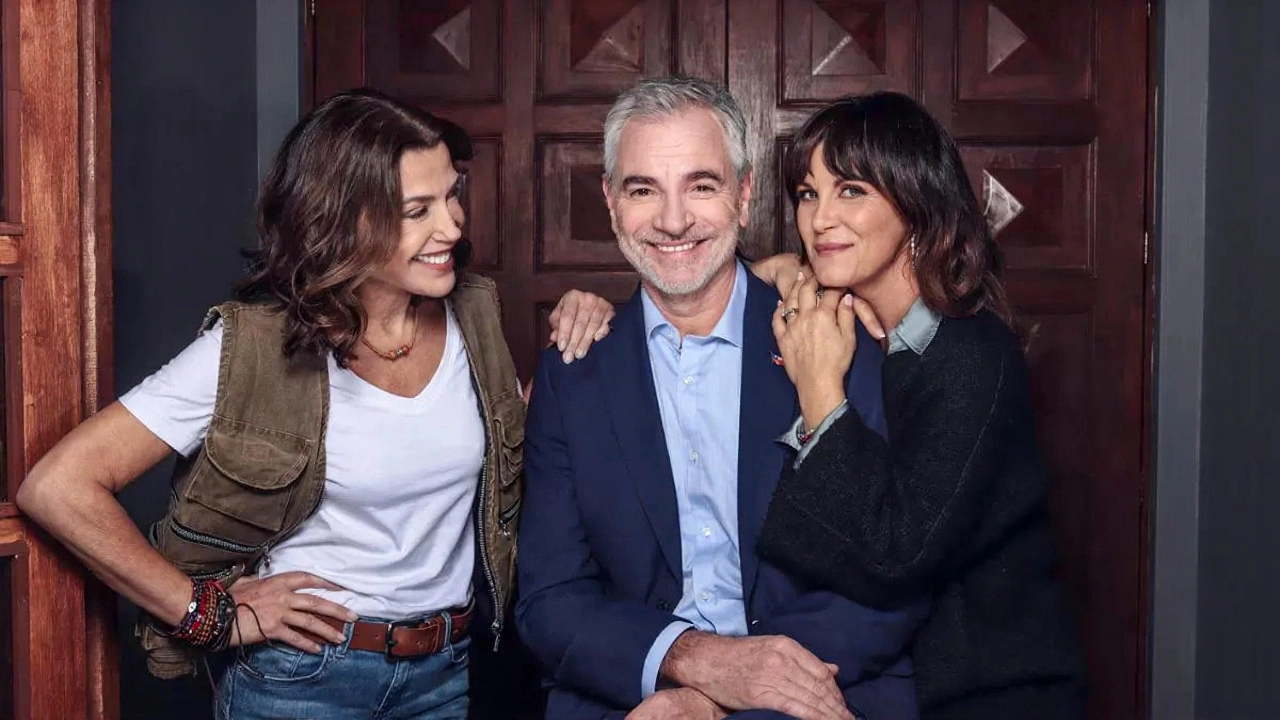 Carolina Arregui, Álvaro Rudolphy y Paola Volpato estrenan triángulo amoroso histórico en 'Aguas de Oro'